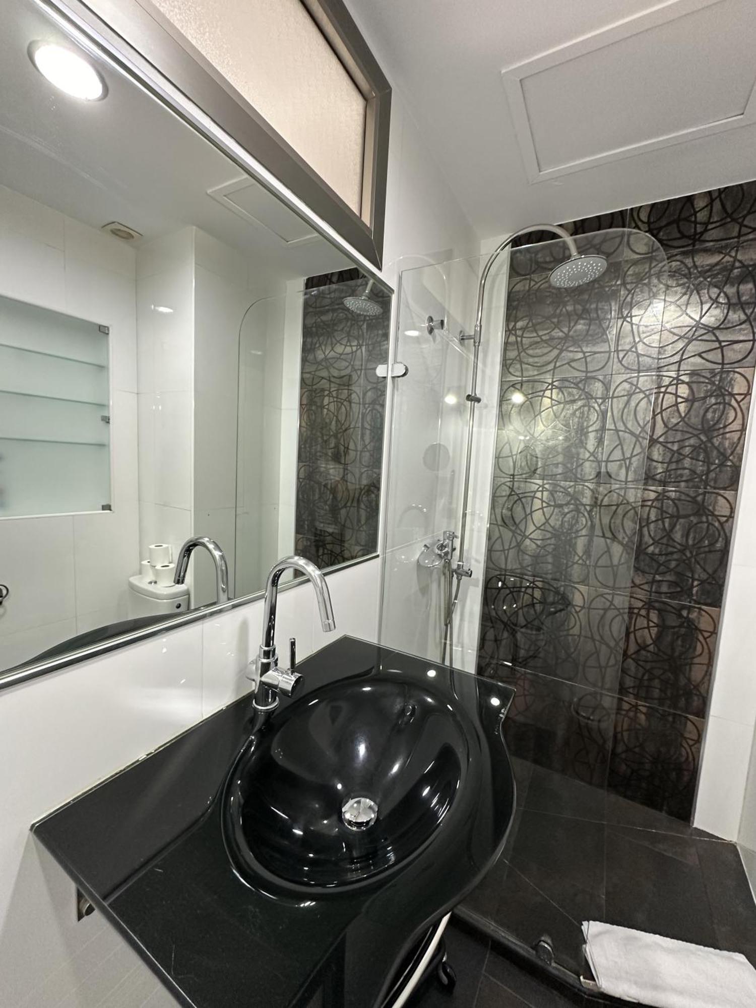 Atico Plaza Bailen Malaga Centro Apartman Kültér fotó